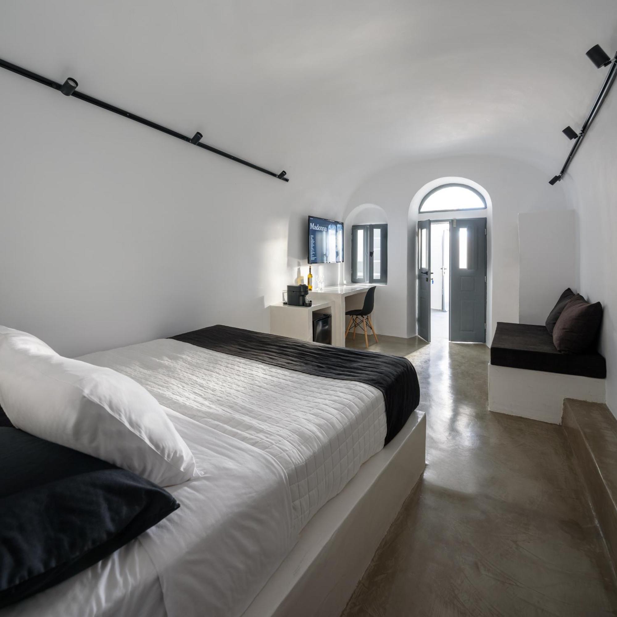 Pyrgos Cave Suites Buitenkant foto